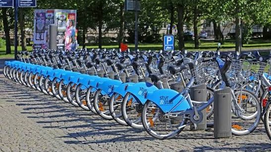 Bike Sharing Data Analysis & Interactive Dashboard